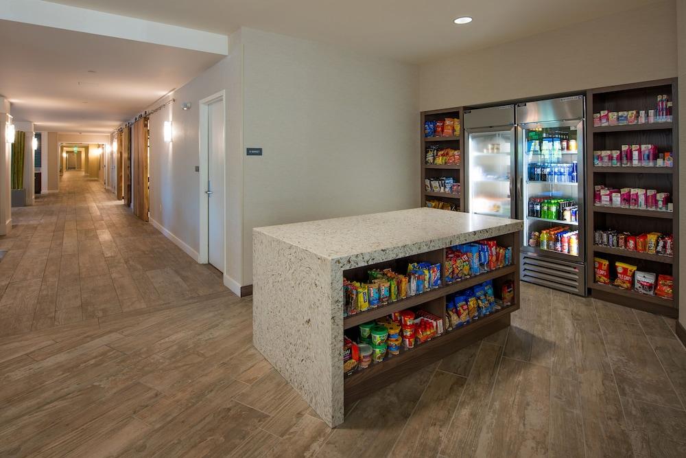 Отель Hyatt House Naples 5Th Avenue Экстерьер фото