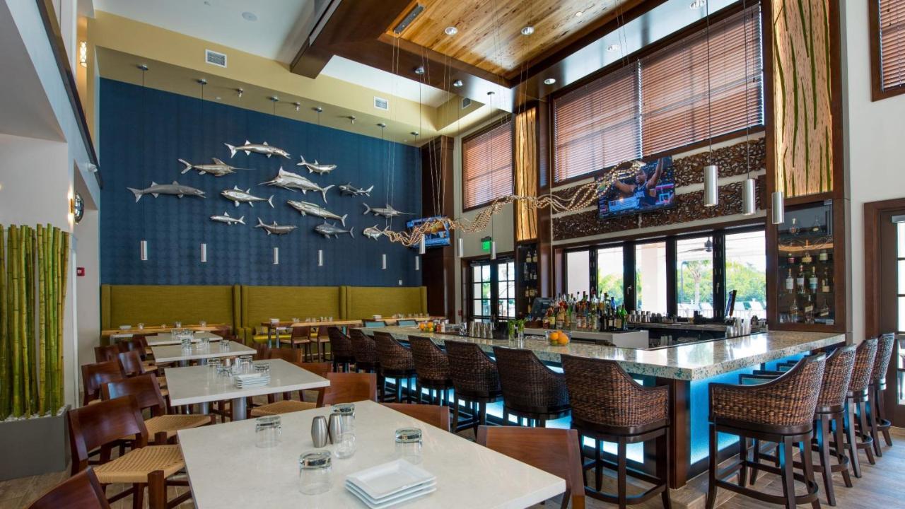 Отель Hyatt House Naples 5Th Avenue Экстерьер фото