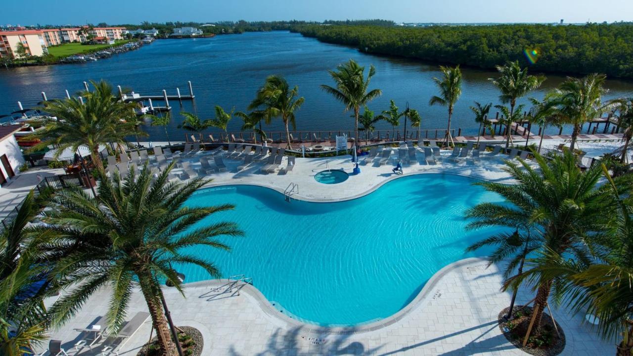 Отель Hyatt House Naples 5Th Avenue Экстерьер фото