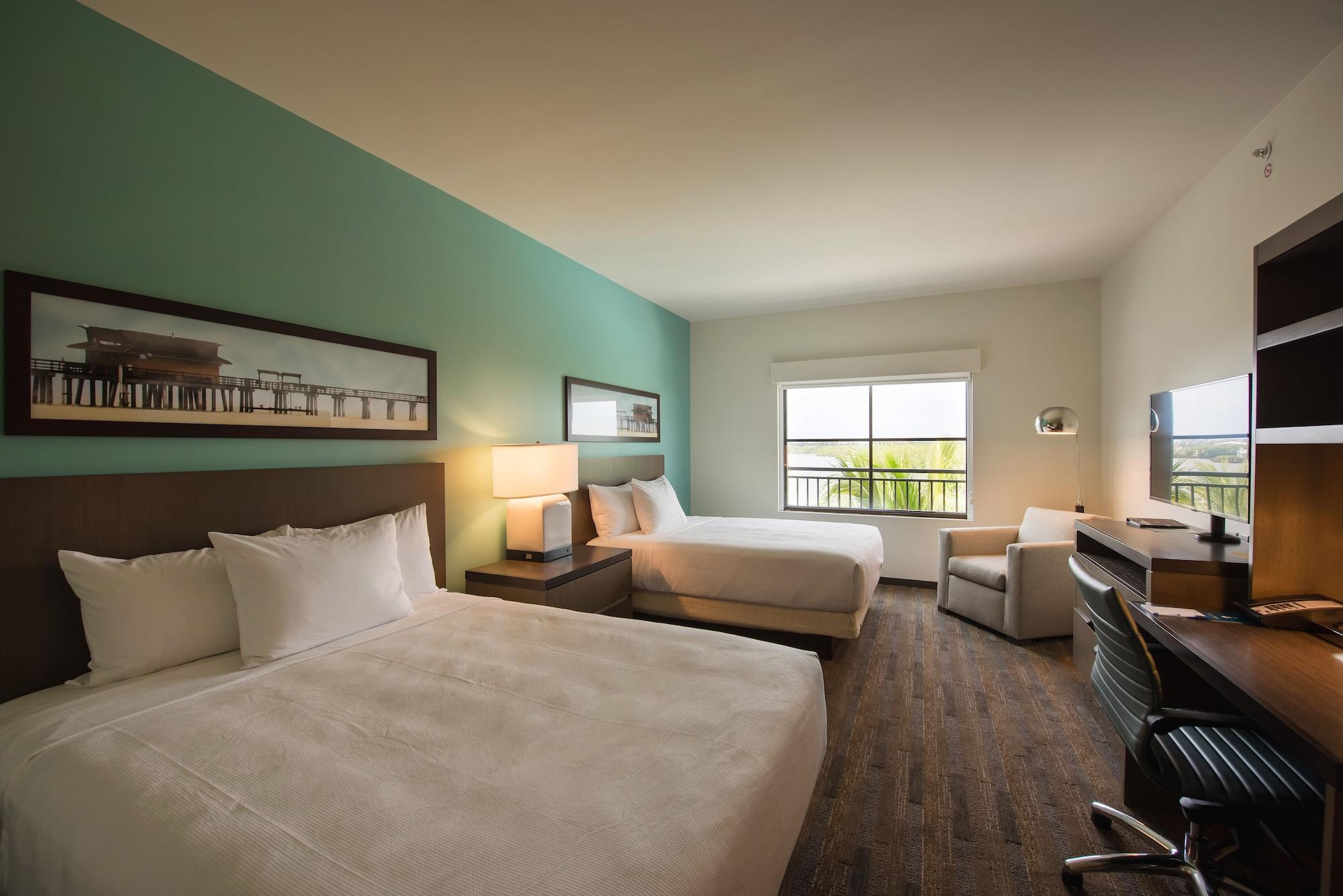 Отель Hyatt House Naples 5Th Avenue Экстерьер фото