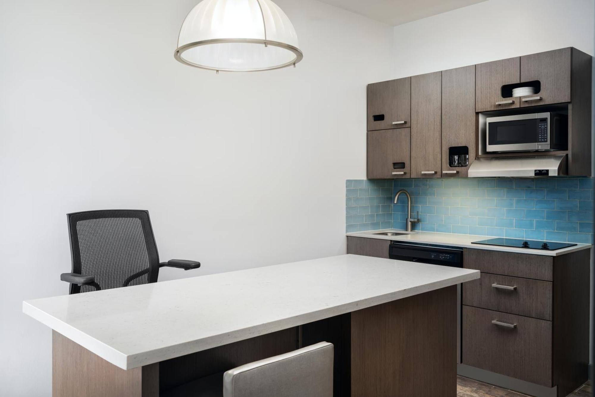 Отель Hyatt House Naples 5Th Avenue Экстерьер фото