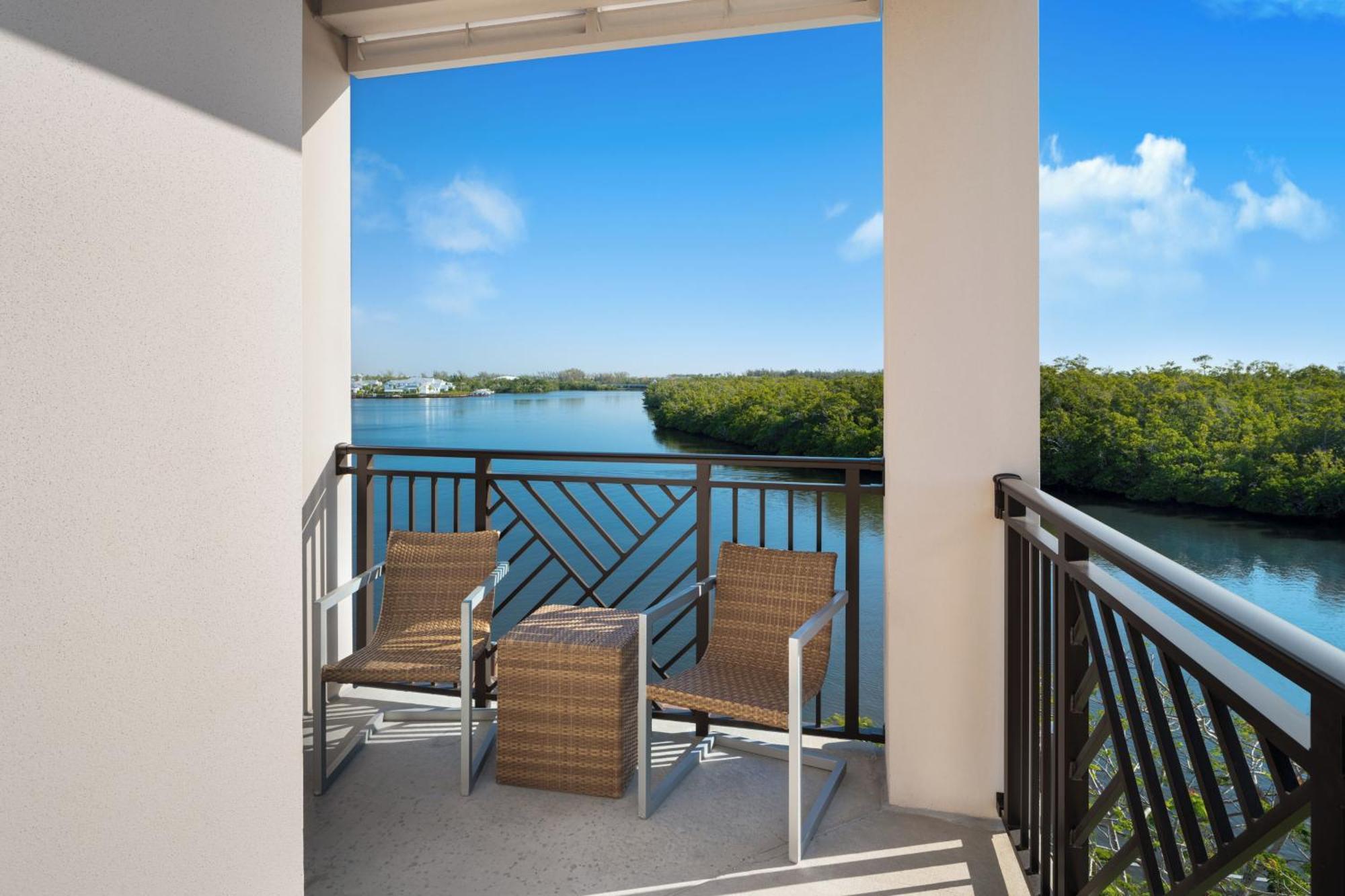 Отель Hyatt House Naples 5Th Avenue Экстерьер фото